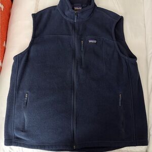 Patagonia Men's Navy Blue Fleece Vest